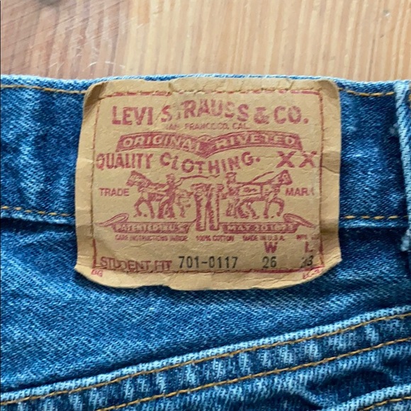 Vintage Levi’s Levi jeans 26” 100% cotton - Picture 4 of 6